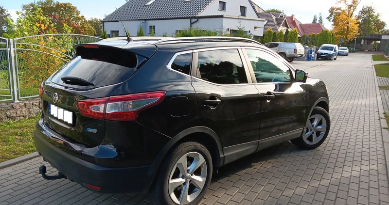Nissan Qashqai cena 47900 przebieg: 207000, rok produkcji 2014 z Człuchów małe 191